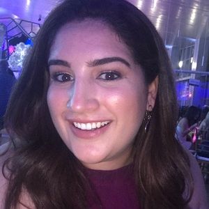 Meet your Posher, Gloria